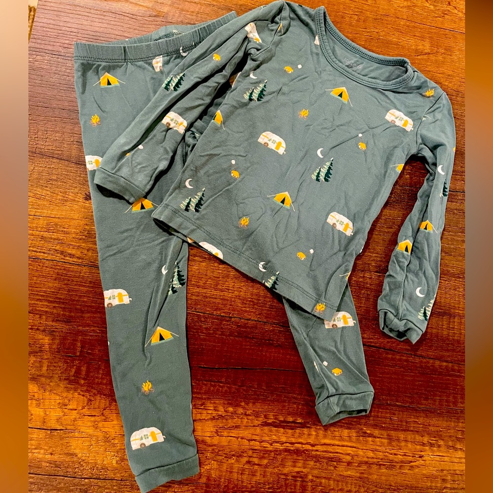 Kyte Baby pajamas set, 18-24 months, Camping print